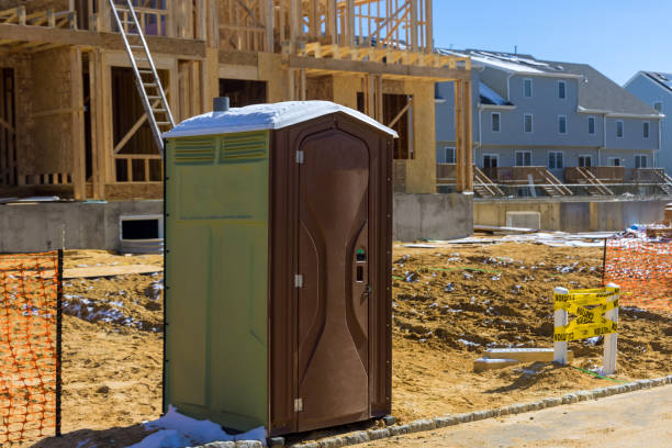 Portable Toilet Options We Offer in Hokes Bluff, AL